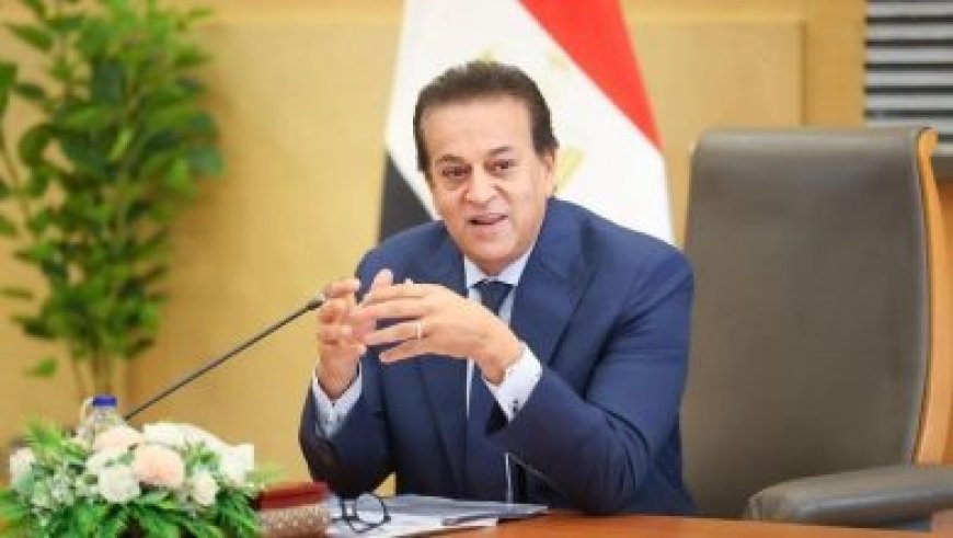 الهلال الأحمر يعلن انطلاق قافلة زاد العزة محملة بـ 1997 طن من المساعدات الإنسانية للفلسطينيين في غزة