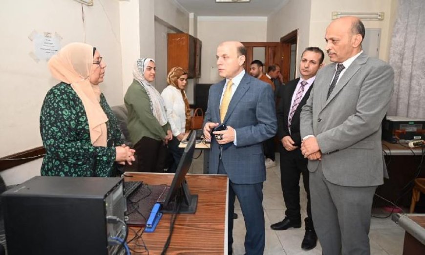 محافظ الغربية يقوم بجولة تفقدية في ديوان مديرية التموين ويعقد اجتماعاً مع مفتشي التموين