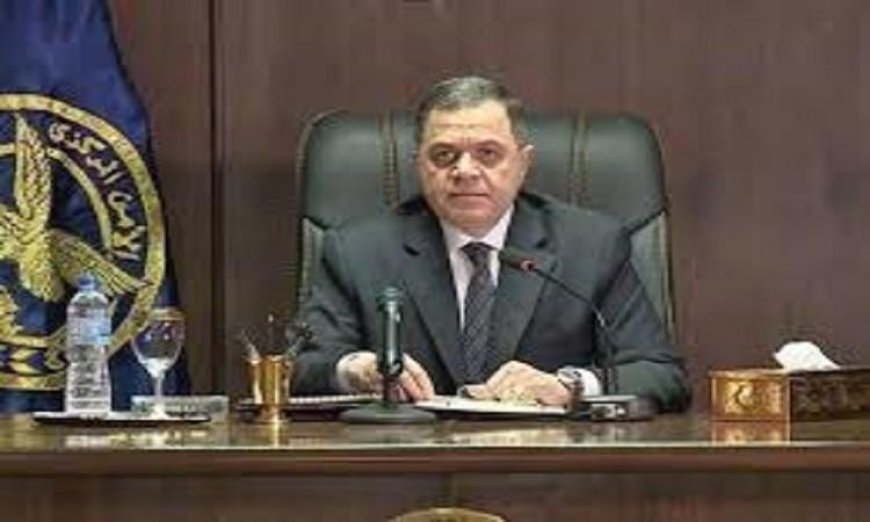 وزير الداخلية يناقش سبل تعزيز التعاون مع المستشار الشرطي للأمم المتحدة