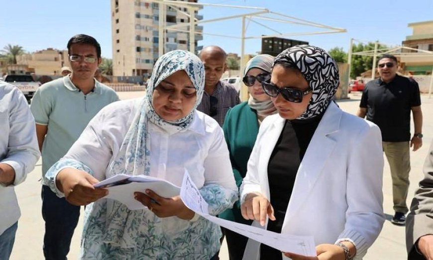 محافظ الوادي الجديد ترصد تقدم أعمال تطوير أرض المعارض في الخارجة