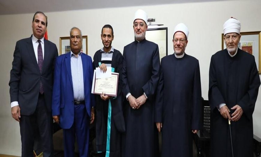 مفتي الجمهورية يؤكد الاحتفاء بحفظة القرآن الكريم هو تكريم لأهل الله وخاصته