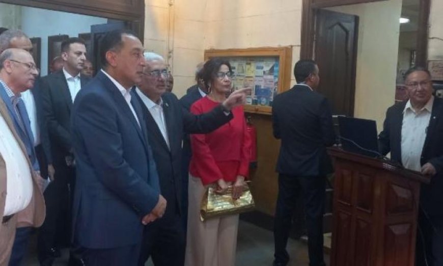 رئيس الوزراء يزور المقر التاريخي للجمعية الجغرافية المصرية للاطلاع على التطورات الجديدة