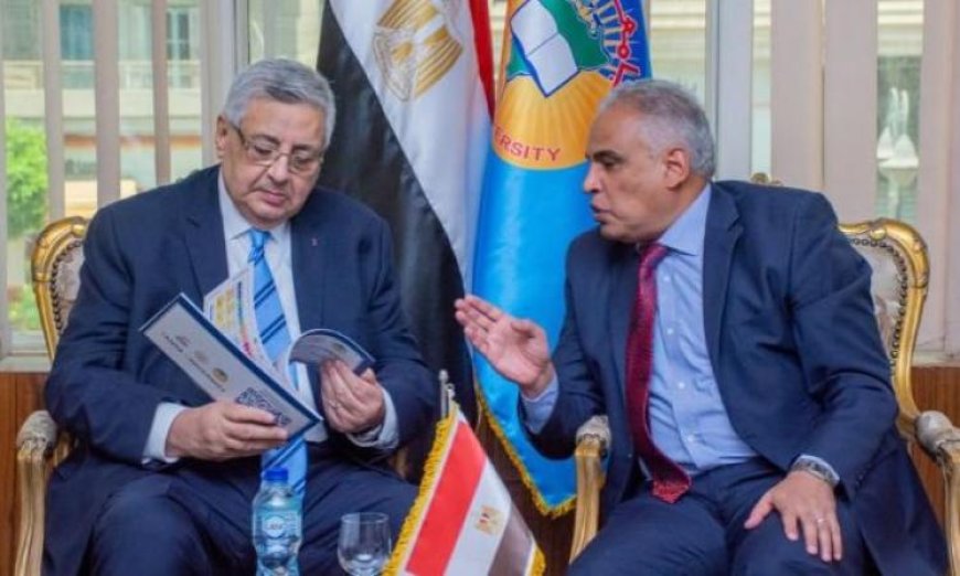 تاج الدين يؤكد أهمية المستشفيات الجامعية كركيزة أساسية في النظام الصحي