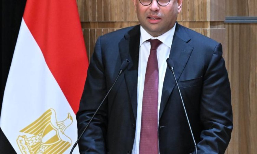 الرئيس التنفيذي لشركة الفطيم يشيد بمبادرات الرئيس السيسي في تعزيز الاستثمار وفرص النجاح الجديدة