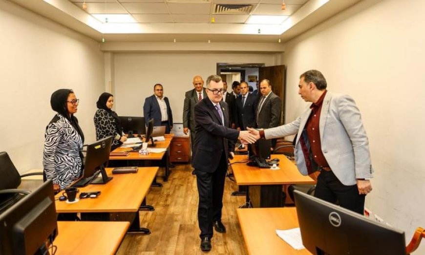 وزير التخطيط يبرز ضرورة تعزيز وتطوير الخدمات الرقمية لتحقيق كفاءة أفضل
