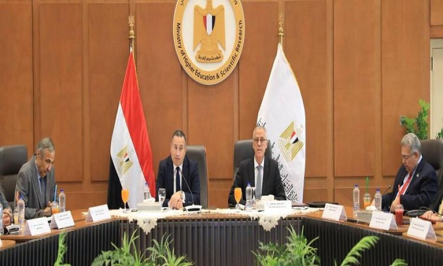 وزير التعليم العالي يعلن عن مواصلة تحديث البرامج الدراسية لتلبية متطلبات سوق العمل