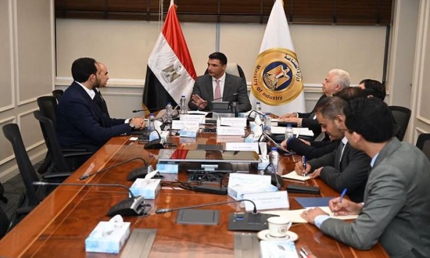وزير الصناعة يستعرض مع شركة إيرسك فرص تعزيز التحول الأخضر في القطاع الصناعي