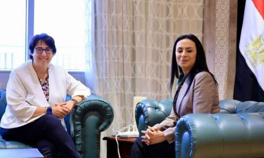 وزيرة التضامن تعقد اجتماعًا مهمًا مع رئيسة مجلس أمناء مؤسسة مدارس البكالوريا الدولية في مصر