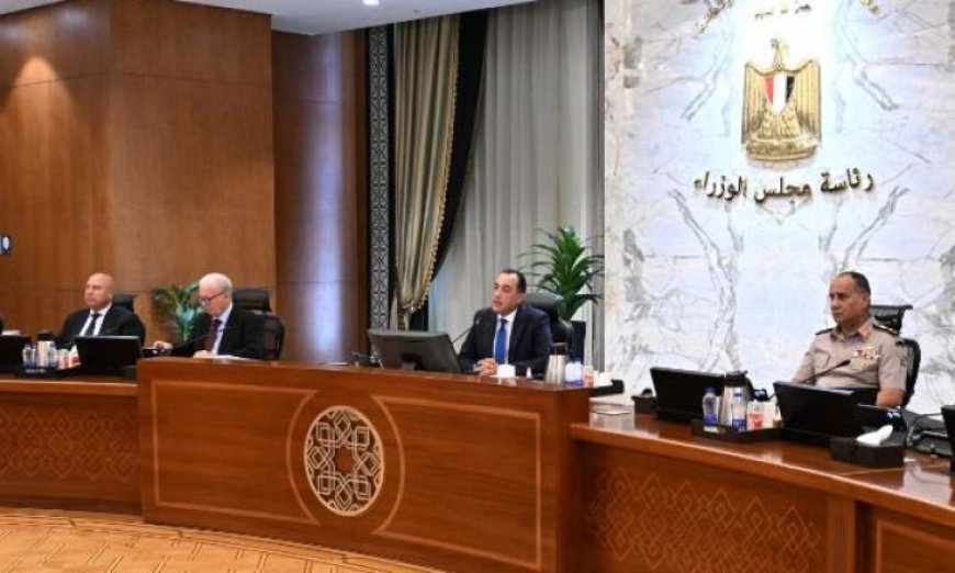 مدبولي يهنئ الرئيس السيسي والشعب المصري بذكرى ثورة 30 يونيو الـ13