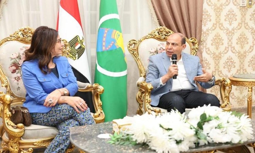 محافظ المنيا يلتقي وزيرة الثقافة لبحث سبل تعزيز العدالة الثقافية في مصر