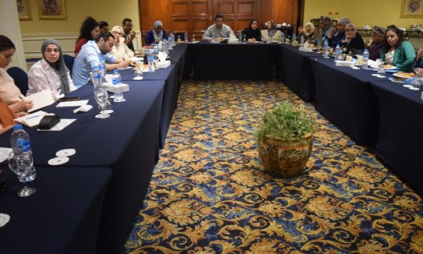 مائدة حوارية جديدة من “قضايا المرأة” تكشف عن التحديات المتعلقة بالعنف الرقمي ضد النساء