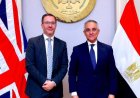 وزير العدل يلتقي سفير المملكة المتحدة في القاهرة لتعزيز آفاق التعاون الثنائي