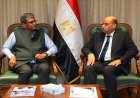 وزير العمل والسفير الهندي يستكشفان فرص التعاون في التشغيل والاستثمار