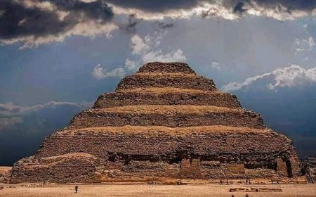 إطلاق مشروع شامل لتطوير خدمات الزوار في منطقة آثار سقارة من قبل وزارة السياحة والآثار