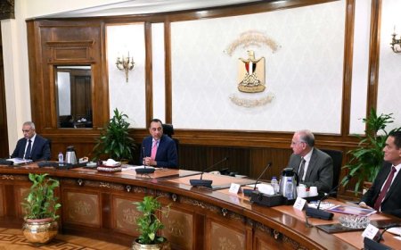 مدبولي يتابع تطورات مشروع الأجهزة التعويضية ويستعرض جهود إنشاء المجمع الصناعي