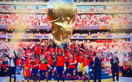 ترامب يسلم كأس العالم لإسبانيا ويعلن تحول أمريكا إلى دولة كرة القدم