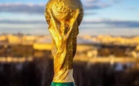 تحول ورشة نحات إيطالي إلى منبر للتتويج في كأس العالم