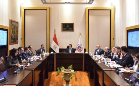 وزير الصحة يستعرض شروط تحديث ترخيص مزاولة مهنة الطب في السعودية