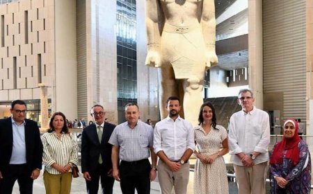 رئيس جمهورية الجبل الأسود وقرينته يستكشفان المتحف المصري الكبير بالصور