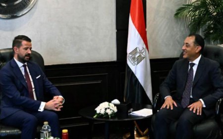رئيس الوزراء يلتقي رئيس جمهورية الجبل الأسود لتعزيز العلاقات الثنائية بين البلدين