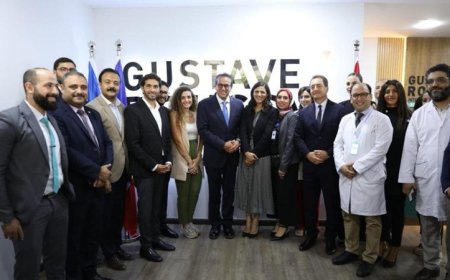 وزير الصحة والوزيرة الفرنسية تتفقدان مستشفى جوستاف روسي في زيارة هامة