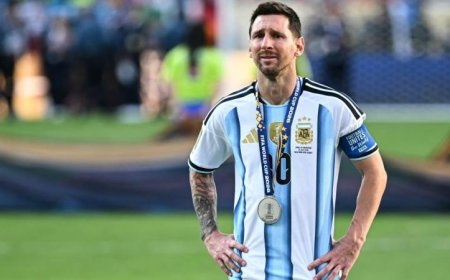 ميسي يعود إلى مسقط رأسه في روساريو للاسترخاء بعد الهزيمة في النهائي