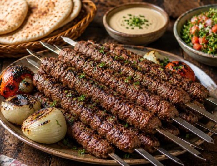 إليك طريقة عمل كفتة الحاتي الشهية كالمطاعم بخطوات بسيطة في منزلك