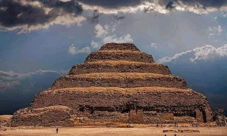 إطلاق مشروع شامل لتطوير خدمات الزوار في منطقة آثار سقارة من قبل وزارة السياحة والآثار