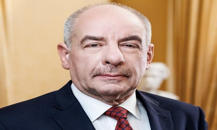 الرئيس المجري يستقيل من منصبه تحت ضغط رئيس الوزراء