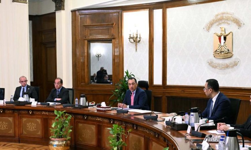 مدبولي يستعرض تقدم تنفيذ تكليفات الرئيس السيسي لتعزيز التحول الرقمي في البلاد