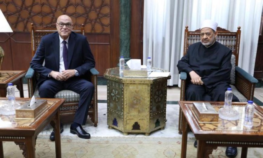 شيخ الأزهر يلتقي رئيس هيئة قضايا الدولة ويقدم له التهاني بمناسبة منصبه الجديد
