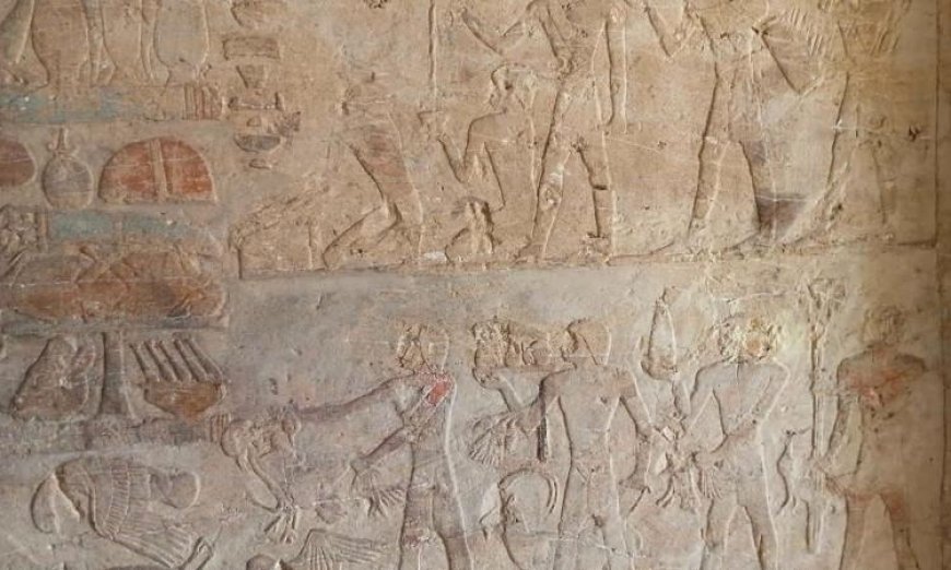 البعثة الأثرية المصرية تكتشف ثلاث مقابر صخرية من عصر الدولة الحديثة في سقارة