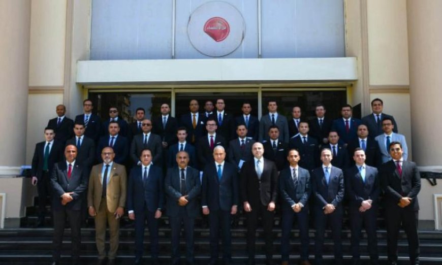 النيابة العامة ووزارة الاتصالات تطلقان برامج تدريبية متقدمة في الذكاء الاصطناعي