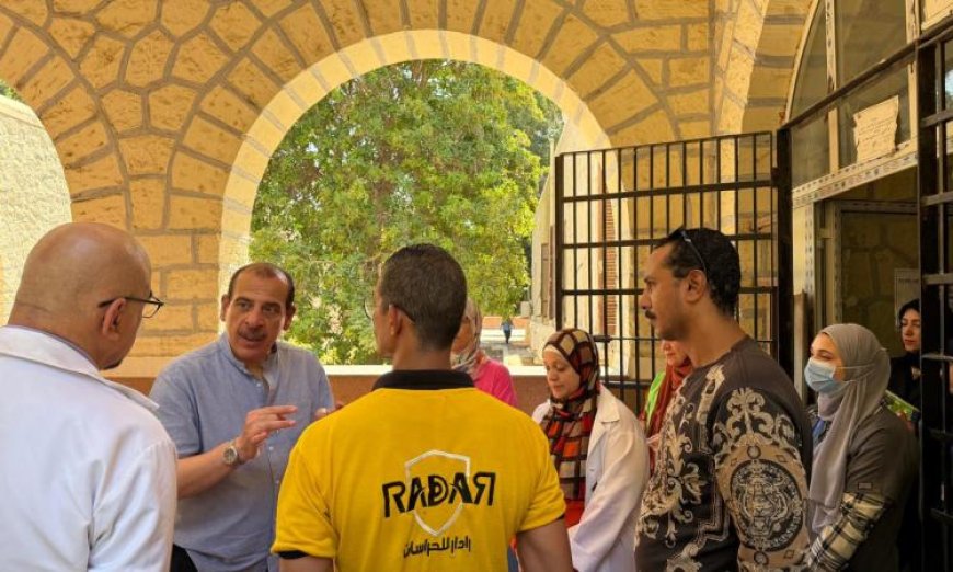 نائب وزير الصحة يقوم بجولة تفقدية في مستشفى حميات حلوان لمتابعة سير العمل وتحسين الأداء