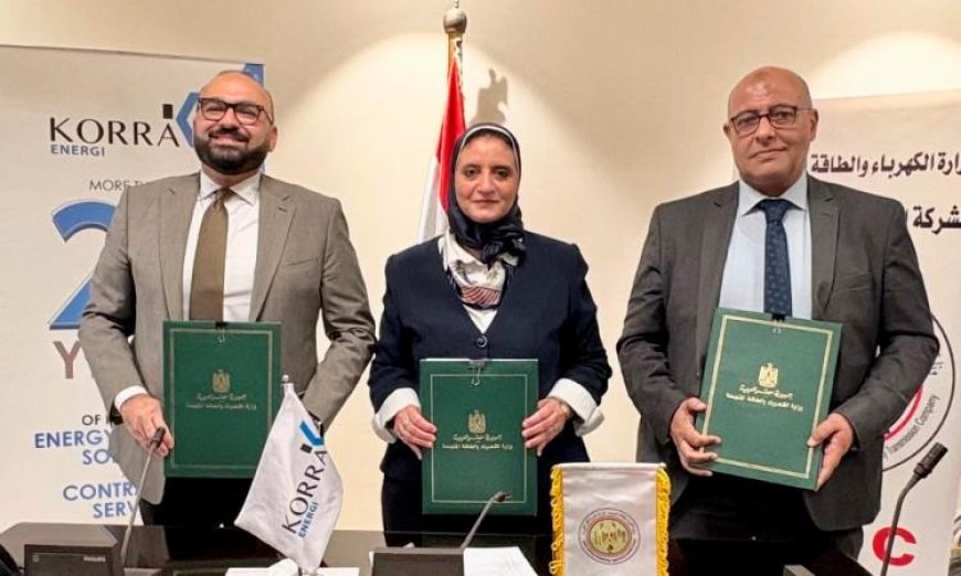 نقل الكهرباء تبرم عقد تنفيذ المرحلة الثالثة من مشروع خط أوراسكوم – الحوامدية