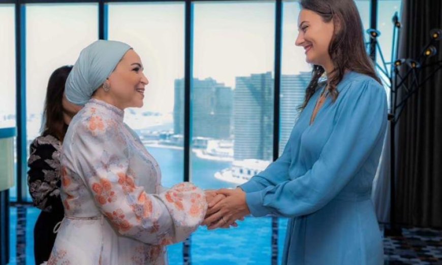 السيدة انتصار السيسي تعبر عن فرحتها بلقاء السيدة الأولى لجمهورية الجبل الأسود