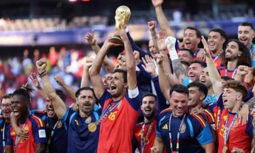 دومينجيز يقدم اقتراحا مثيرا بإشراك 64 منتخبا في كأس العالم 2030