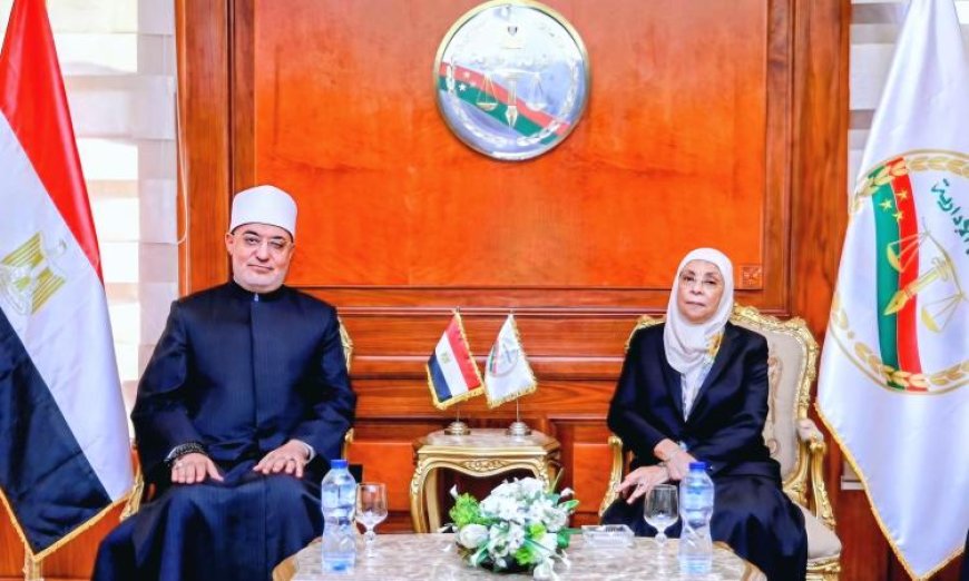 رئيسة النيابة الإدارية تستقبل مفتي الجمهورية بمناسبة توليها رئاسة الهيئة