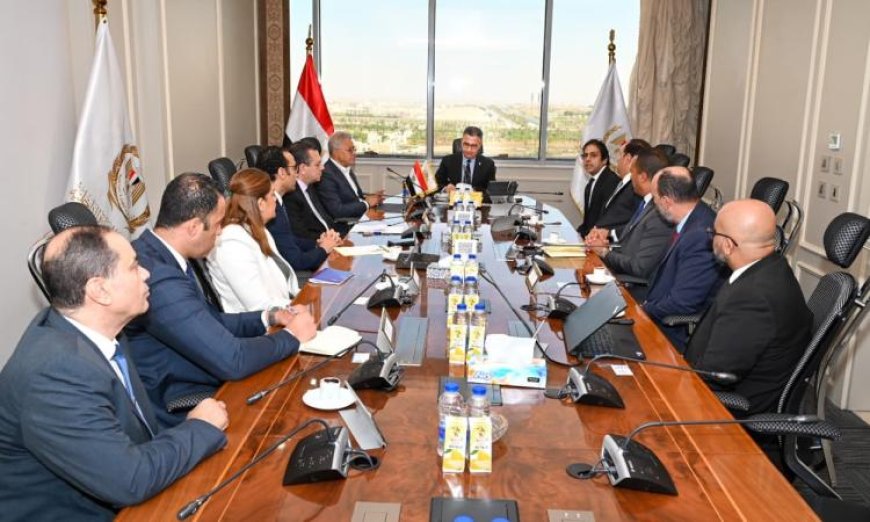 وزير التموين يستعرض سبل التعاون لتنفيذ المشروع القومي كاري أون