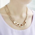https://www.arab-box.com/a-golden-necklace-in-a-dream/
