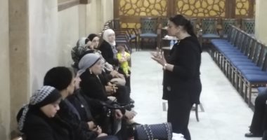 ابنة الراحلة لبنى محمود: التمس العذر للغائبين عن عزاء والدتى