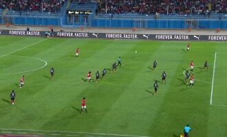 منتخب مصر يواصل الهجوم ومالاوى يكتفى بالدفاع بعد مرور 60 دقيقة