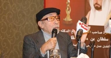 محمد نبيل يعلن وفاة والده المخرج المسرحي نبيل منيب