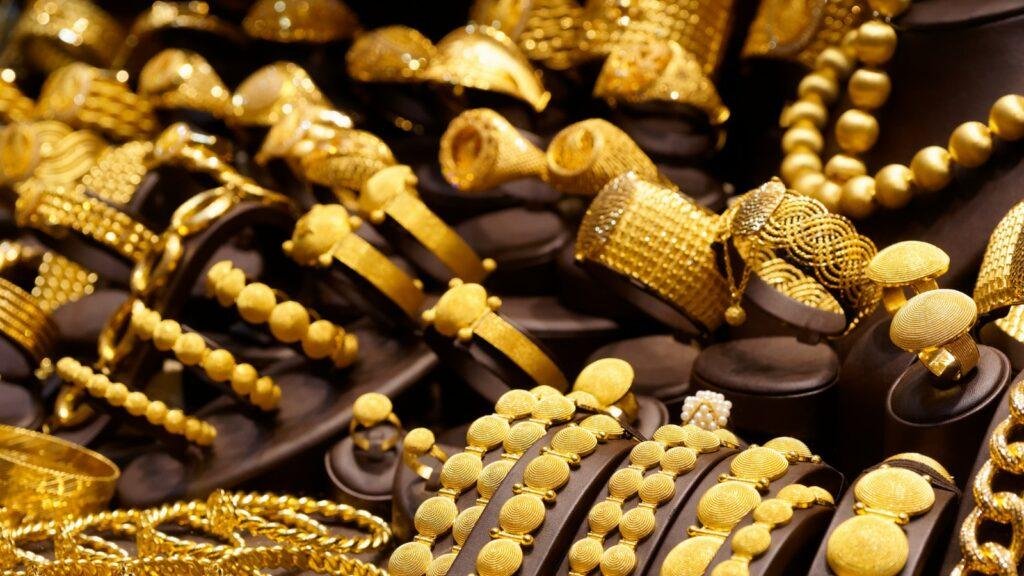 سعر الذهب في تركيا اليوم الخميس 16 مارس 2023.. عيار 21 بـ 1.030 ليرة