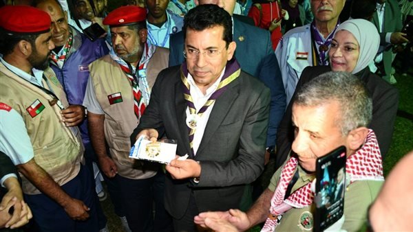 وزير الشباب والرياضة يشهد افتتاح مهرجان الجوالة الجوية المصرية والعربية
