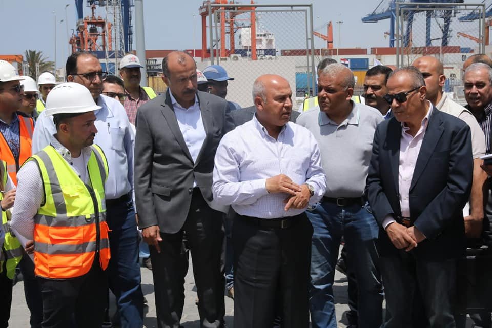وزير النقل يتفقد تجهيزات محطة «تحيا مصر» متعددة الأغراض بميناء الإسكندرية