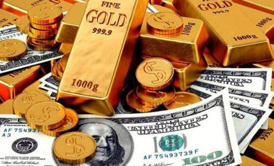 سعر الذهب والدولار اليوم في ختام التعاملات.. انخفاض «المعدن الأصفر» واستقرار «العملة الخضراء»
