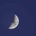 مشهد بديع.. القمر يقترن غدا بلؤلؤة المجموعة الشمسية ويُرى فى سماء مصر
